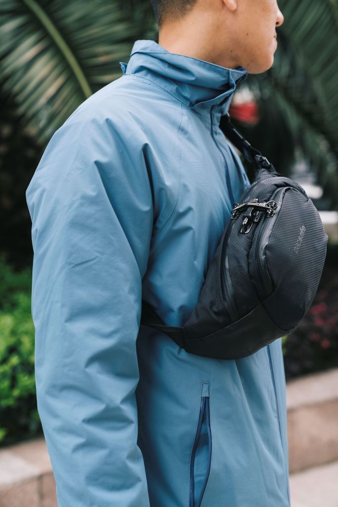 Pacsafe Venturesafe X Anti-Theft Waist 